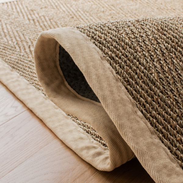 Safavieh NF115 Power Loomed Rug