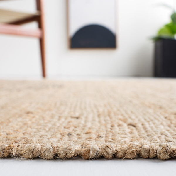 Safavieh Natural Fiber 121 Hand Woven Jute Contemporary Rug NF121Z-9