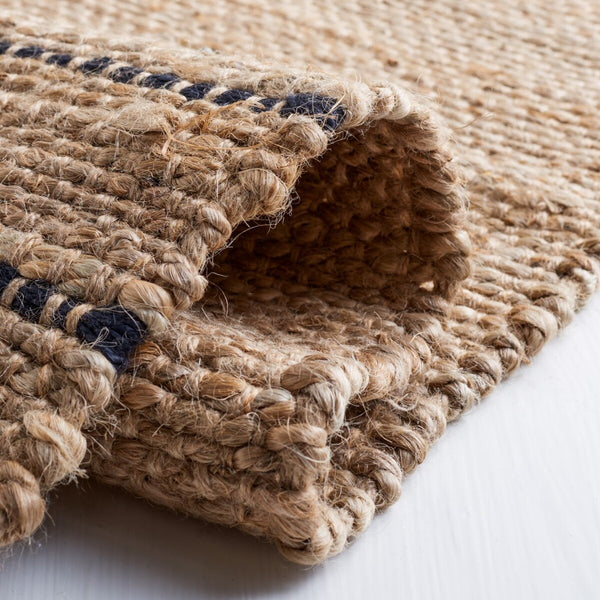 Safavieh Natural Fiber 121 Hand Woven Jute Contemporary Rug NF121Z-9