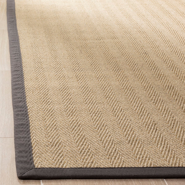 Safavieh Natural NF134 Power Loomed Rug