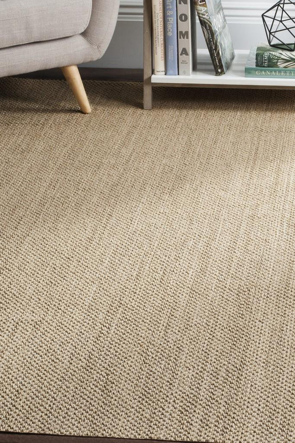 Safavieh Natural NF141 Power Loomed Rug