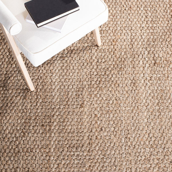 Safavieh Natural Fiber 189 Hand Loomed Jute Contemporary Rug NF189A-7R
