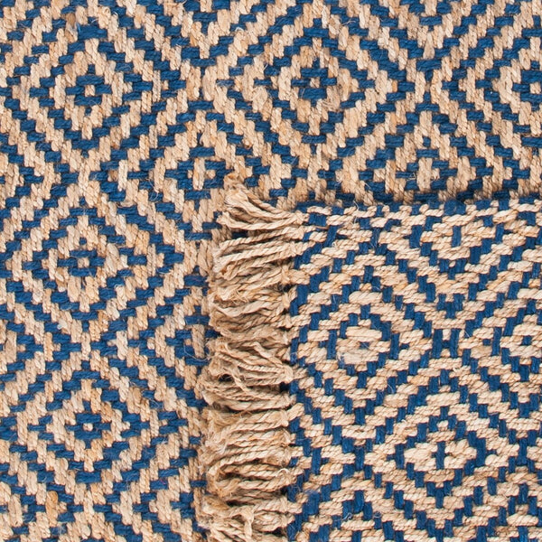 Safavieh Natural Fiber 266 Hand Woven Jute Rug NF266D-4