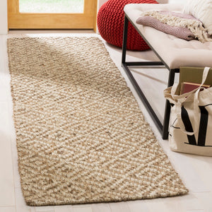 Safavieh Natural NF478 Power Loomed Rug