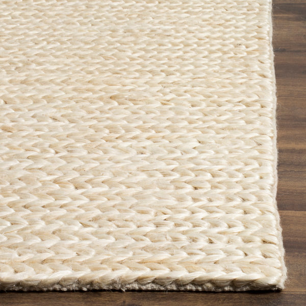 Safavieh Natural NF520 Hand Woven Rug