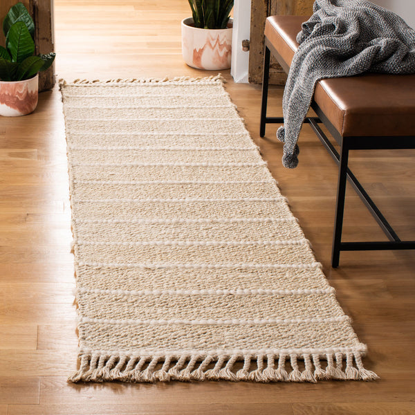 Safavieh Natural Fiber 550 Hand Woven 90% Jute and 10% NZ Wool Rug NF550B-3