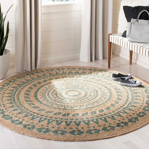 Safavieh Natural NF802 Hand Woven Rug