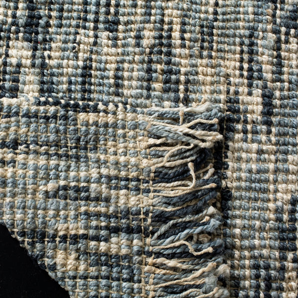 Safavieh Natural NF869 Hand Woven Rug