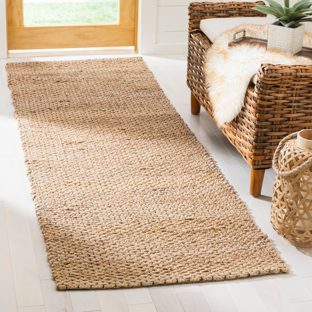 Safavieh Natural NF870 Hand Woven Rug