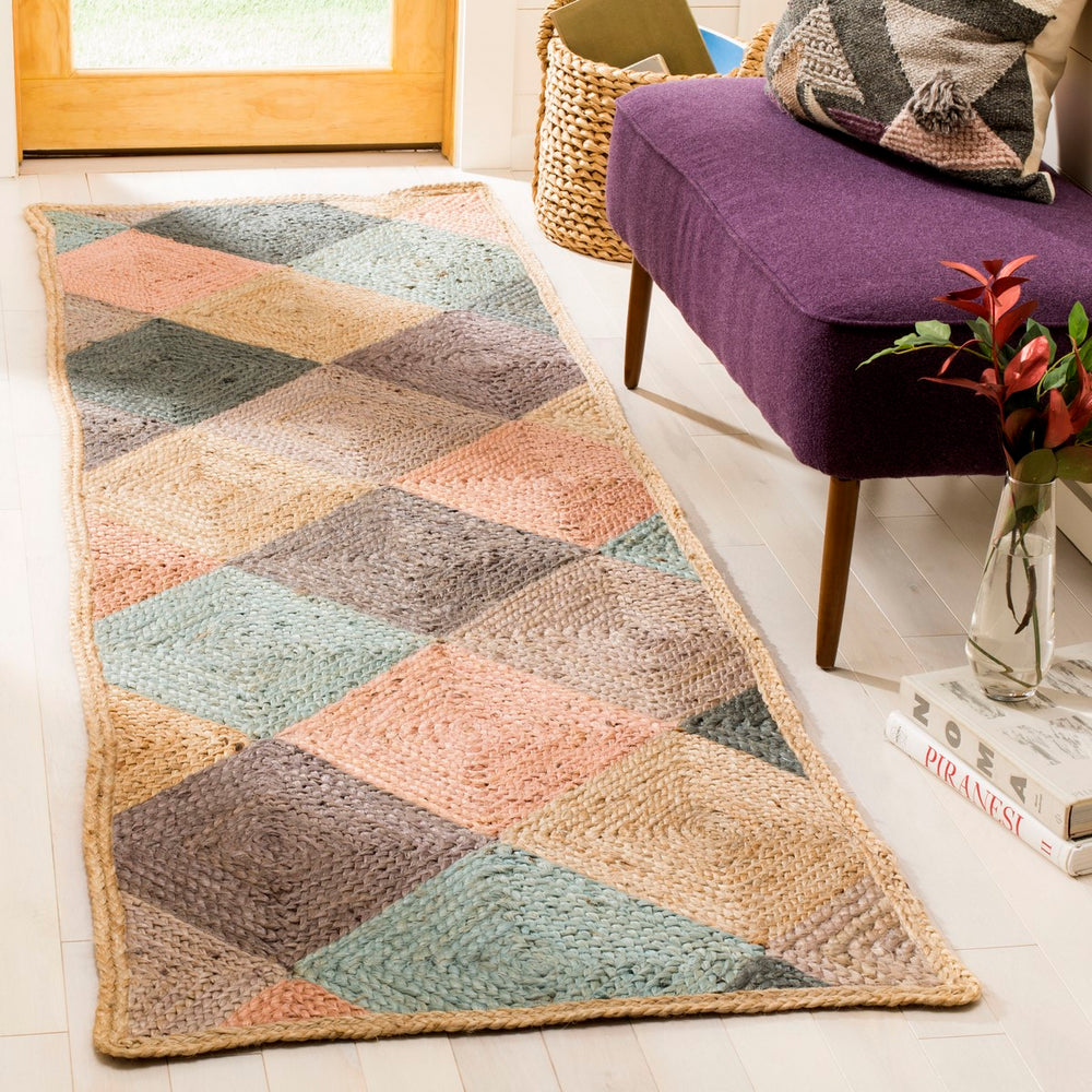 Safavieh Natural NF872 Hand Woven Rug
