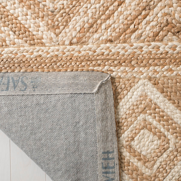 Safavieh Natural NF880 Hand Woven Rug