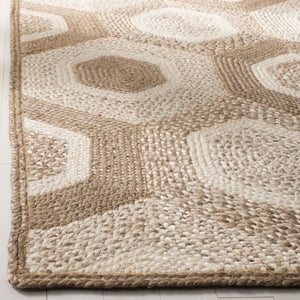 Safavieh Natural NF881 Hand Woven Rug