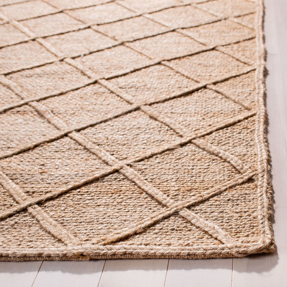 Safavieh Natural Fiber 118 Hand Loomed 100% Jute Contemporary Rug NFB118B-5SQ