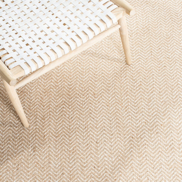 Safavieh Natural Fiber 123 Hand Loomed 74% Jute and 26% Cotton Contemporary Rug NFB123B-9