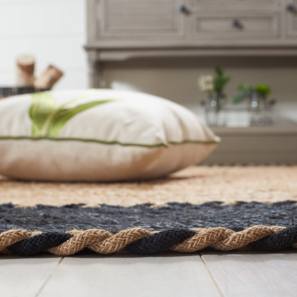 Safavieh Natural Fiber 261 Contemporary Hand Loomed 95% Jute, 5% Cotton Rug NFB261Z-7OV