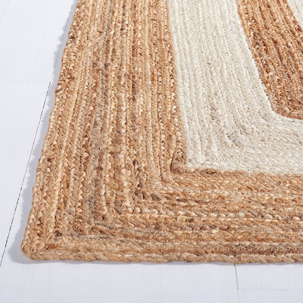 Safavieh Natural Fiber 851  Flat Weave Pile Content: 100% Jute Pile, Total Content: 80% Jute 20% Cotton Rug NFB851A-8