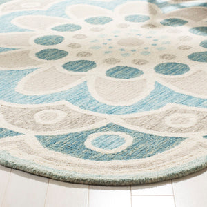 Safavieh Novelty NOV101 Hand Tufted Rug