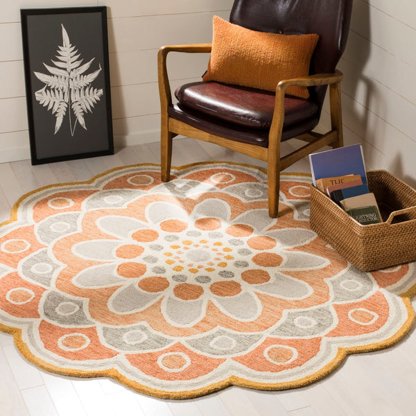 Safavieh Novelty NOV101 Hand Tufted Rug