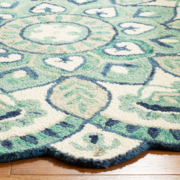 Safavieh Novelty NOV604 Hand Tufted Rug