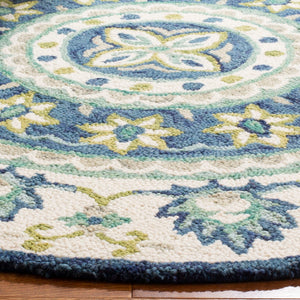 Safavieh Novelty NOV606 Hand Tufted Rug