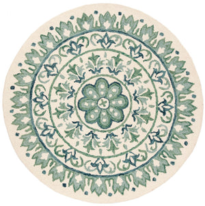 Safavieh Novelty NOV607 Hand Tufted Rug