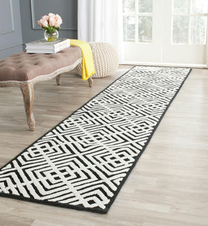 Safavieh Npt436 Hand Hooked Cotton Pile Rug NPT436B-2