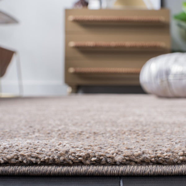 Safavieh Non-Slip 420 Power Loomed Polypropylene Solid Rug NSD420E-7SQ