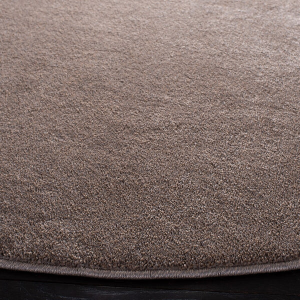 Safavieh Non-Slip 420 Power Loomed Polypropylene Solid Rug NSD420E-7SQ