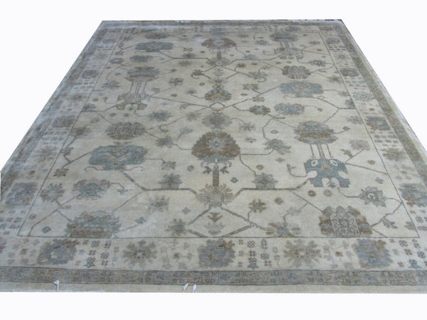 Safavieh Oushak OSH751 Hand Knotted Rug