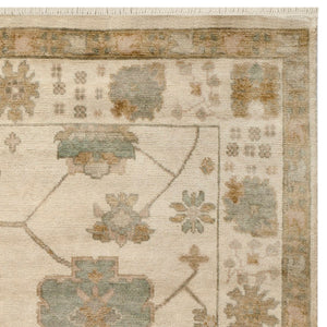 Safavieh Oushak OSH751 Hand Knotted Rug