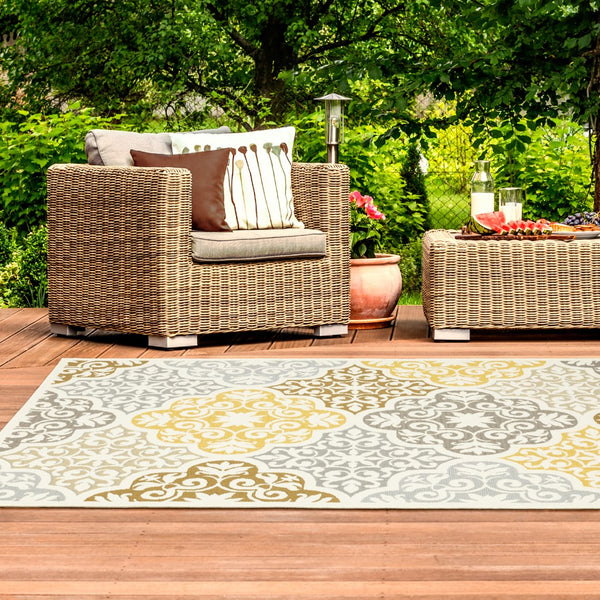 Oriental Weavers Bali 4904W Casual/ Floral Polypropylene Indoor/Outdoor Area Rug Ivory/ Grey 8'6" x 13' B4904W259396ST