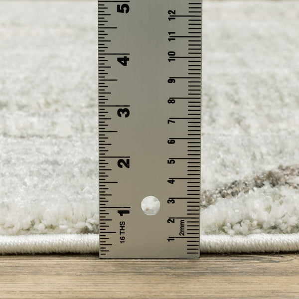 Oriental Weavers Cambria 5569B Contemporary/Industrial Geometric Polypropylene Indoor Area Rug Grey/ Beige 9'10" x 12'10" C5569B300390ST