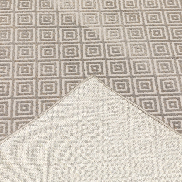 Oriental Weavers Capistrano 525B1 Transitional/Casual Geometric Polypropylene, Polyester Indoor Area Rug Grey 7'10" x 10'10" C525B1240330ST