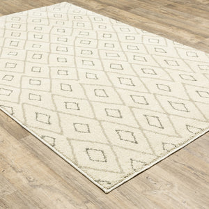 Oriental Weavers Carson 3943G Bohemian/Casual Geometric Polypropylene Indoor Area Rug Ivory/ Sand 9'10" x 12'10" C3943G300390ST