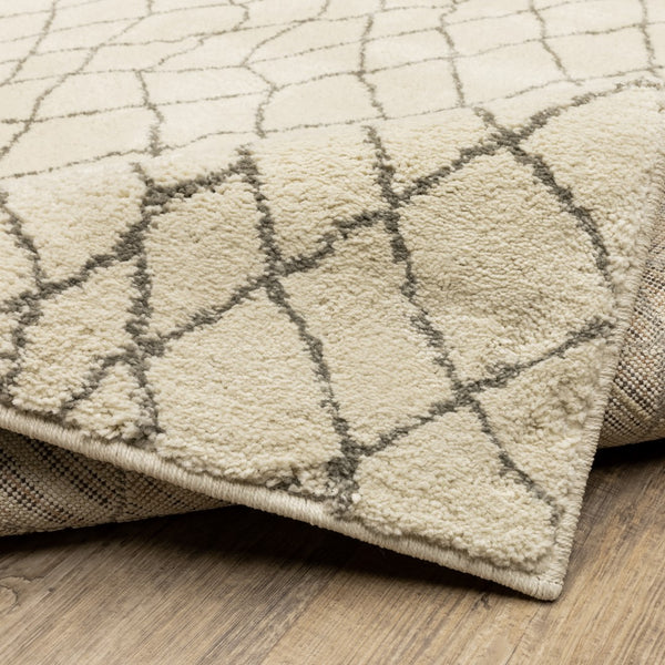 Oriental Weavers Carson 0738B Scandinavian/Global Geometric Polypropylene Indoor Area Rug Ivory/ Grey 9'10" x 12'10" C0738B300390ST