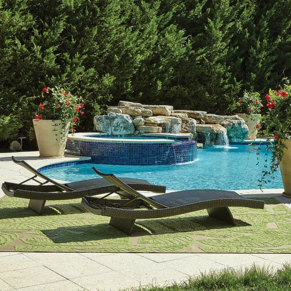 Oriental Weavers Cayman 566F9 Tropical/ Floral Polypropylene Indoor/Outdoor Area Rug Sand/ Green 9'10" x 12'10" C566F9300390ST