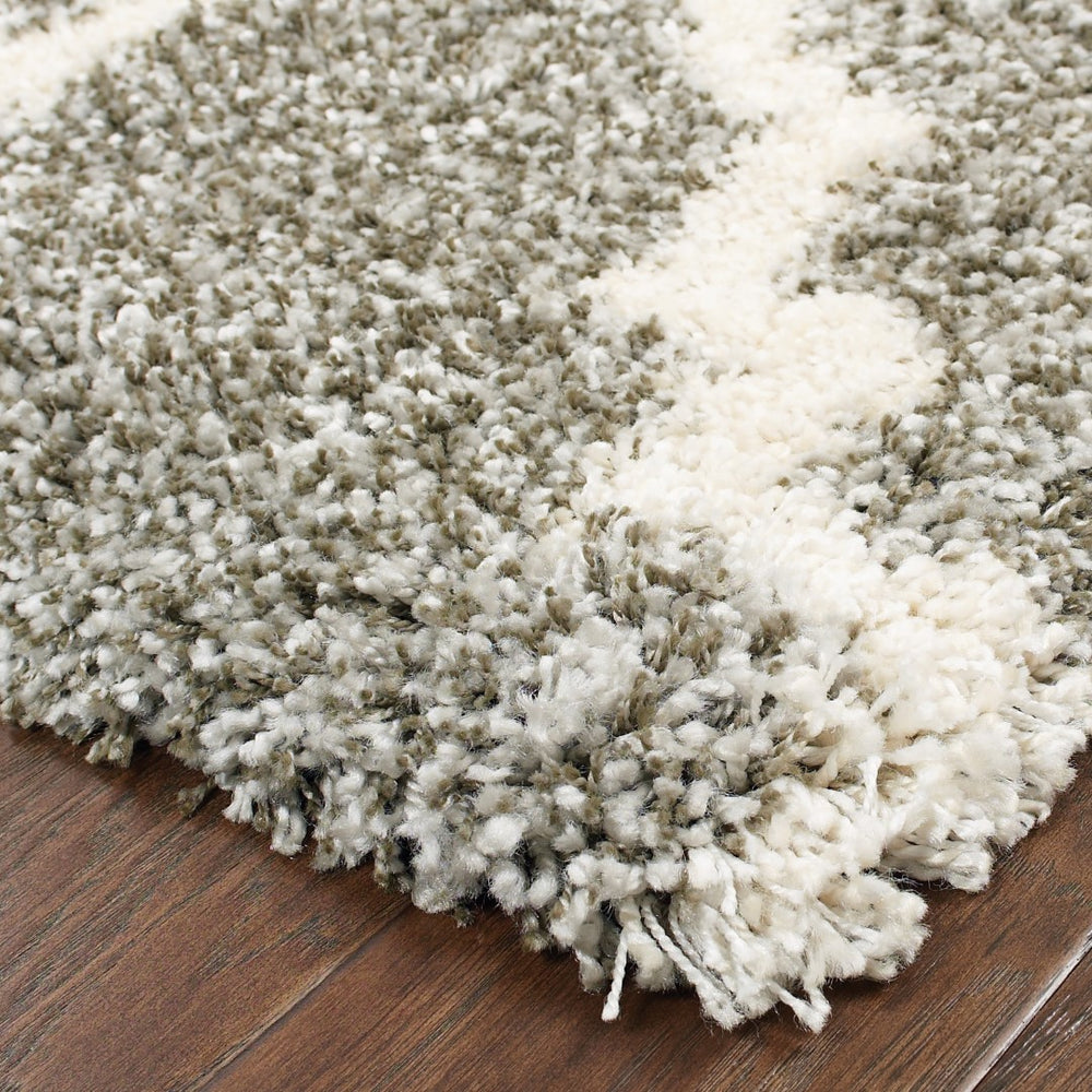 Oriental Weavers Henderson 092E9 Shag/Casual Geometric Polypropylene Indoor Area Rug Grey/ Ivory 9'10" x 12'10" H092E9300390ST
