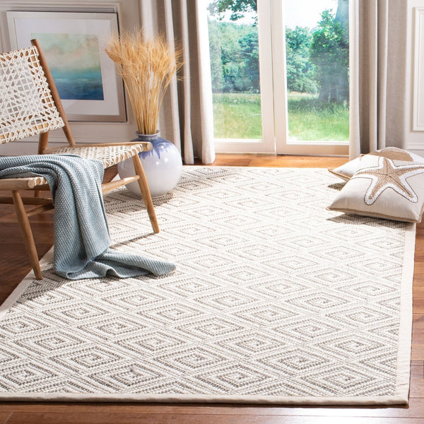 Safavieh Palm PAB614 Hand Woven Rug