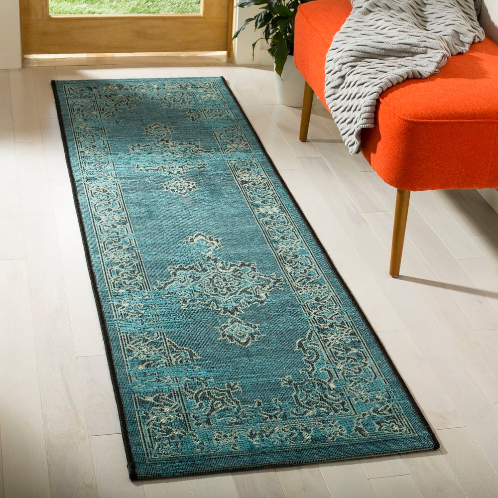 Safavieh Palazzo Pal124 901 Power Loomed Rug
