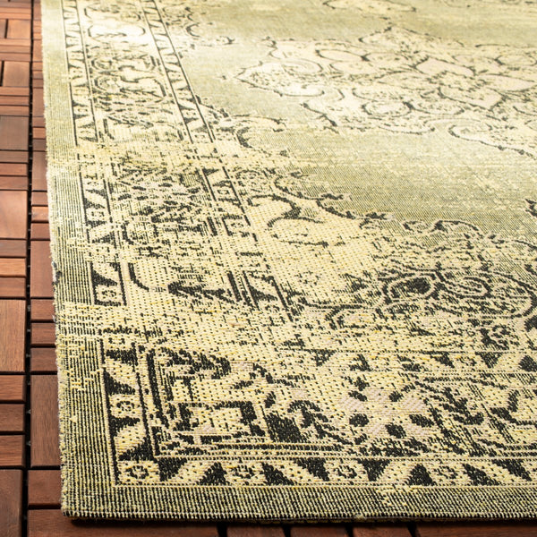 Safavieh Palazzo Pal124 794 Power Loomed Rug