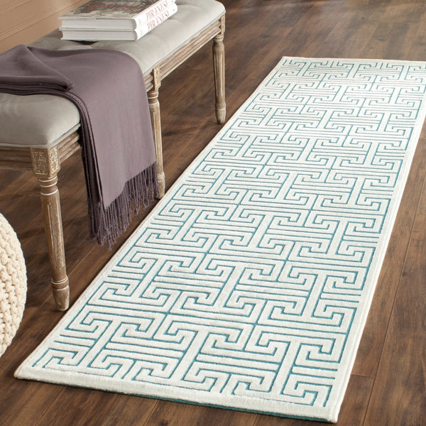 Safavieh Paradise PAR641 Power Loomed Rug