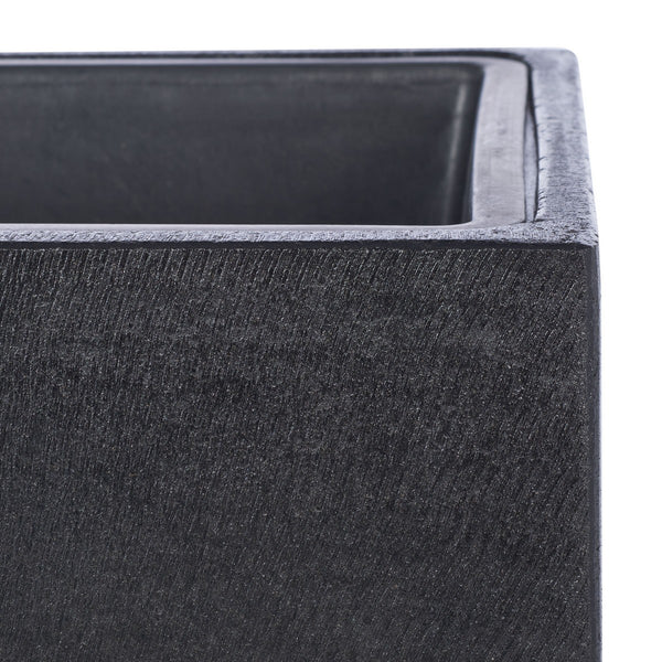 Safavieh Larlen Planter in Black PAT1520A