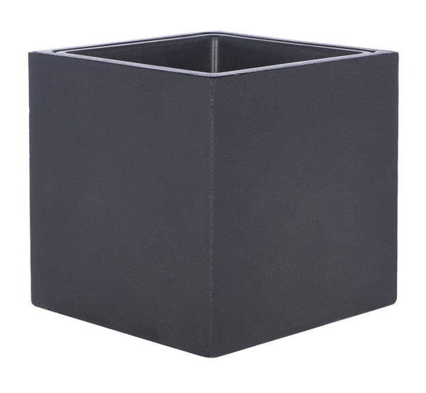 Safavieh Larlen Planter in Black PAT1520A