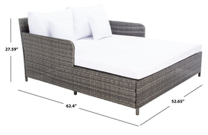 Cadeo Daybed - Luxurious Outdoor Lounge with Chic Frame and Plush Pillows for Poolside Relaxation