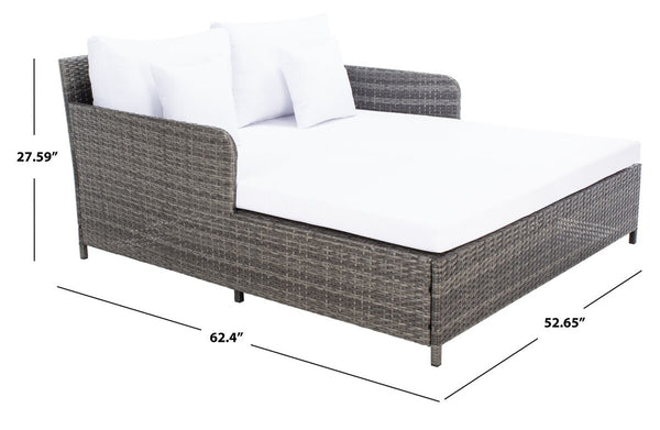 Cadeo Daybed - Luxurious Outdoor Lounge with Chic Frame and Plush Pillows for Poolside Relaxation