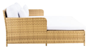 Cadeo Daybed - Luxurious Outdoor Lounge with Chic Frame and Plush Pillows for Poolside Relaxation