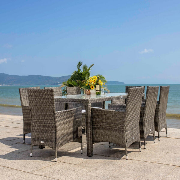 Hailee Dining Set – Contemporary Chic Outdoor Dining Experience with Glass Top Table and Wicker Chairs