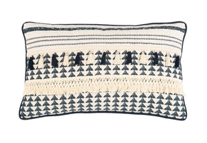 Safavieh Enya Pillow  Rug PLS790A-1616