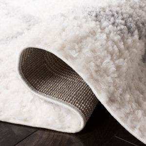 Parma Shag 521 Shag & Flokati Power Loomed Polypropylene Pile Rug Cream / Grey