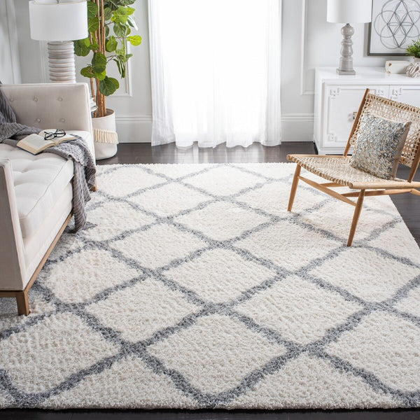Parma Shag 521 Shag & Flokati Power Loomed Polypropylene Pile Rug Cream / Grey